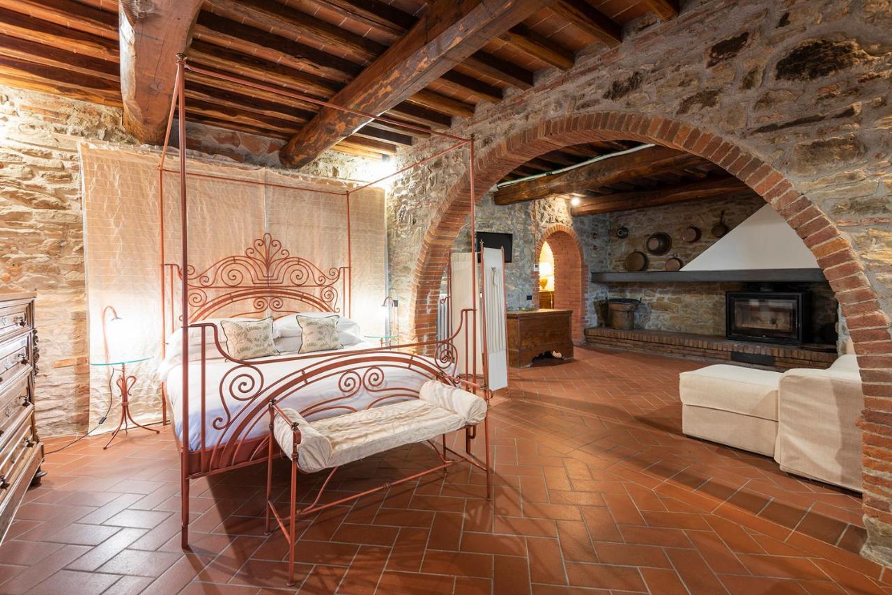 Il Palazzo - Agriturismo, Winery Arezzo Bagian luar foto