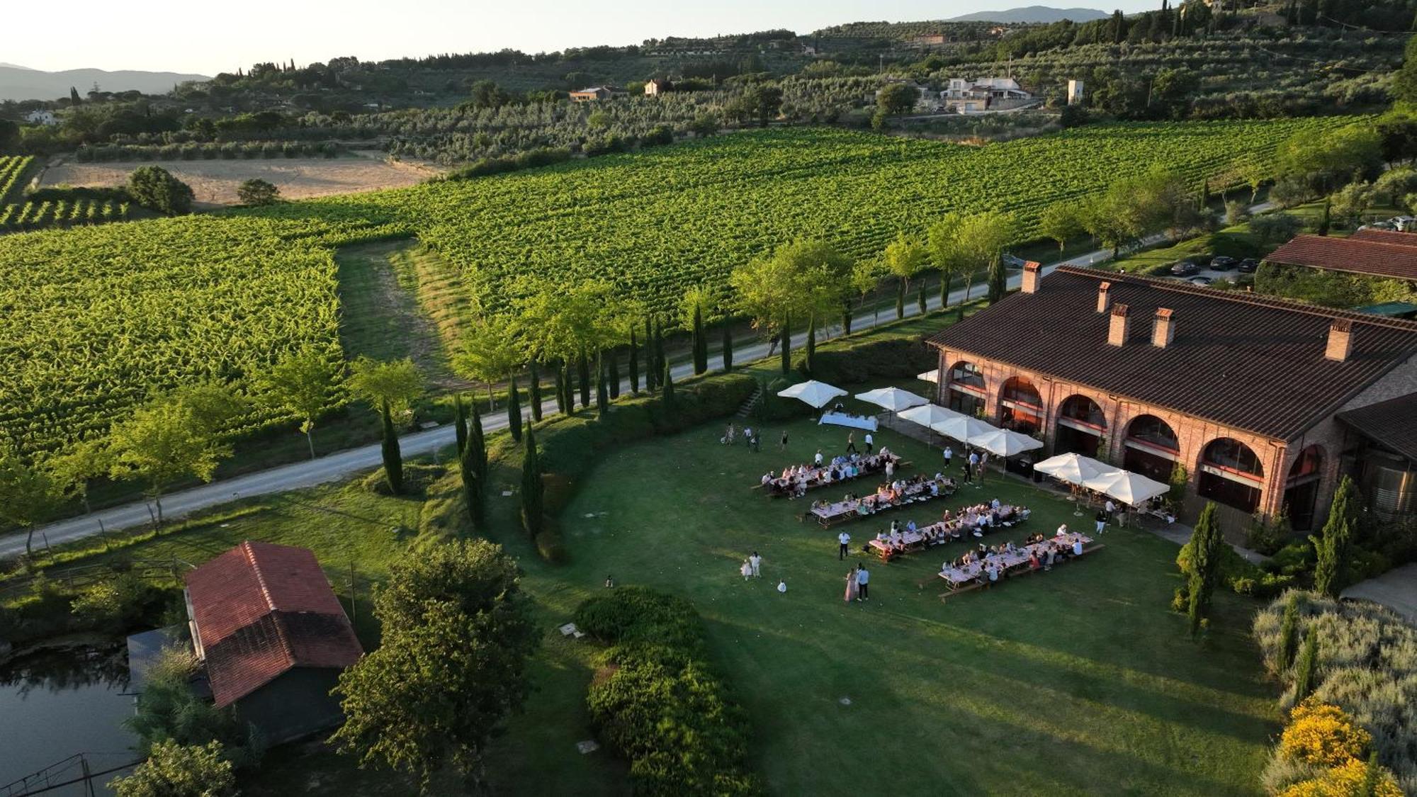 Il Palazzo - Agriturismo, Winery Arezzo Bagian luar foto