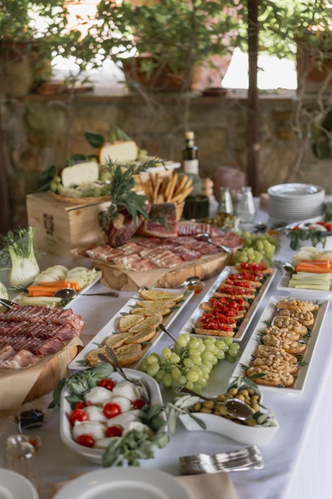 Il Palazzo - Agriturismo, Winery Arezzo Bagian luar foto