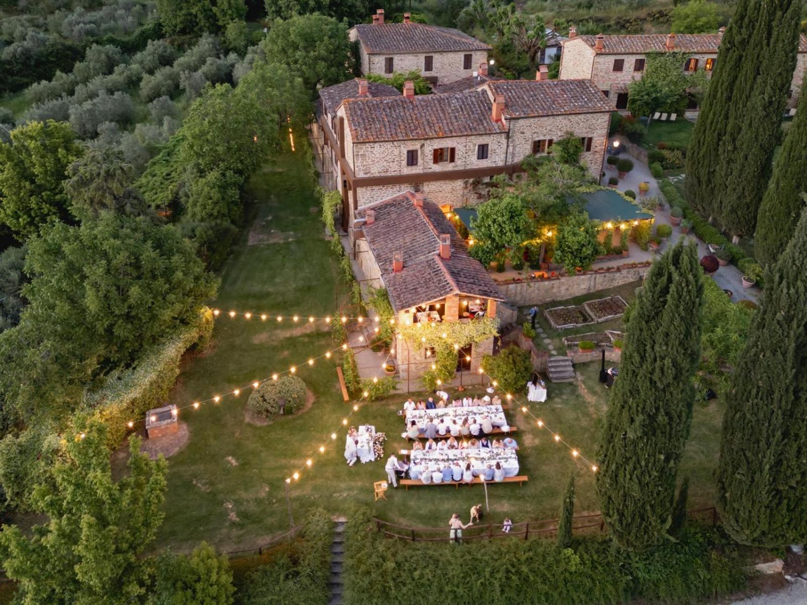 Il Palazzo - Agriturismo, Winery Arezzo Bagian luar foto